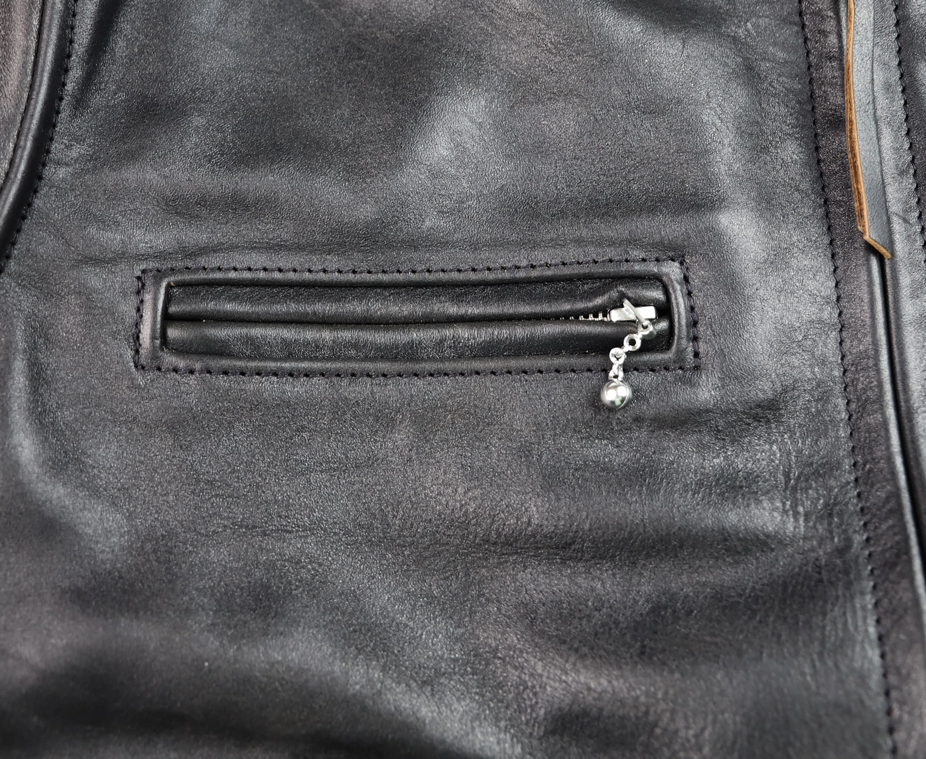 Aero Cafe' Racer, size 42, Tumbled Black CXL Horsehide