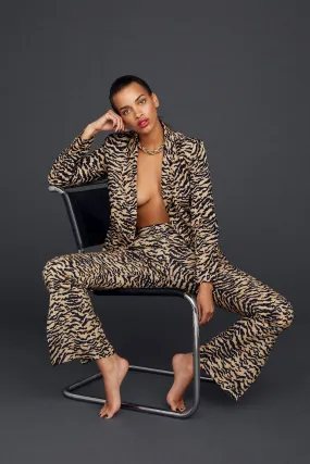 EXEC FLARED PANT | SAND ZEBRA001