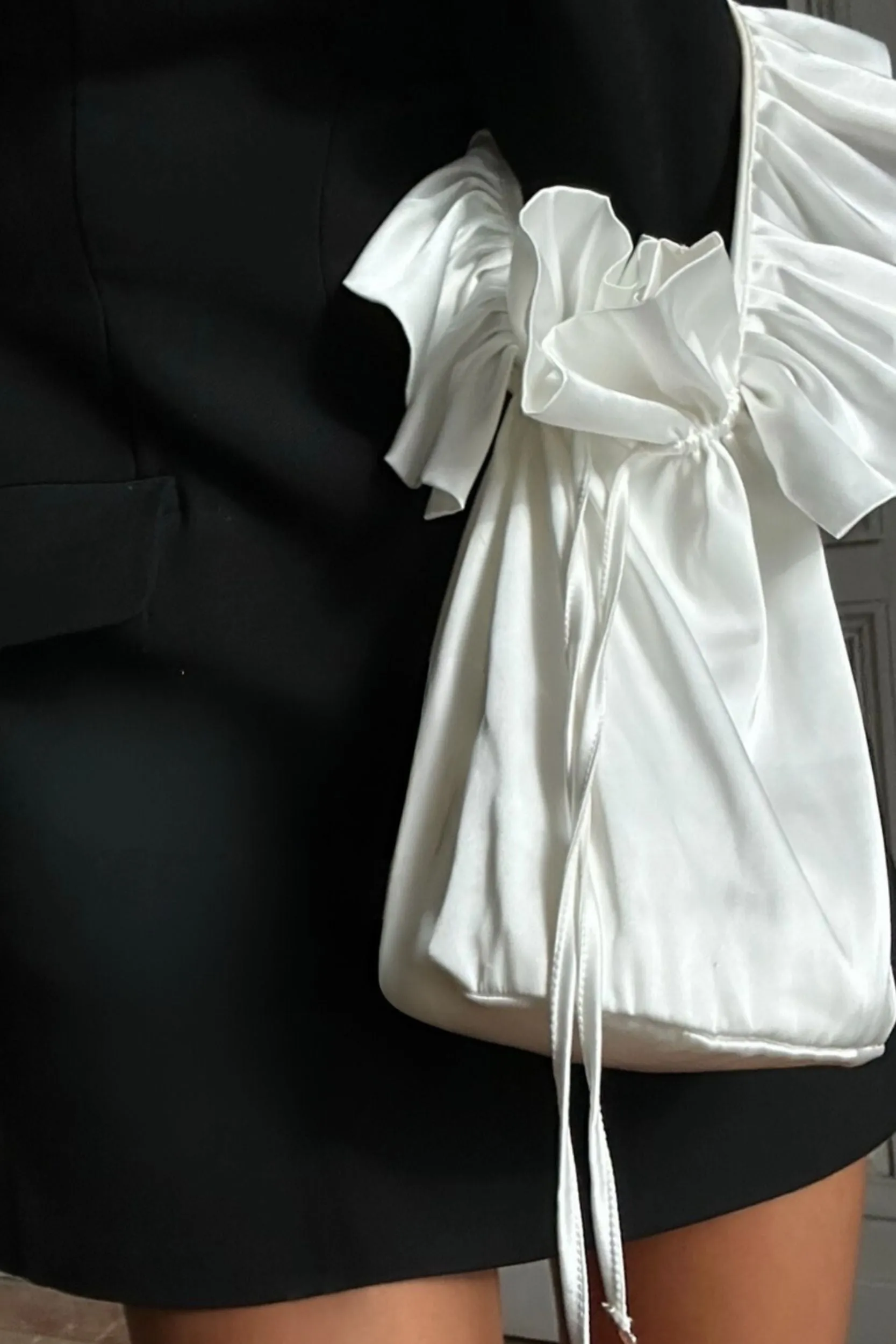 Hanna Pouch Ivory