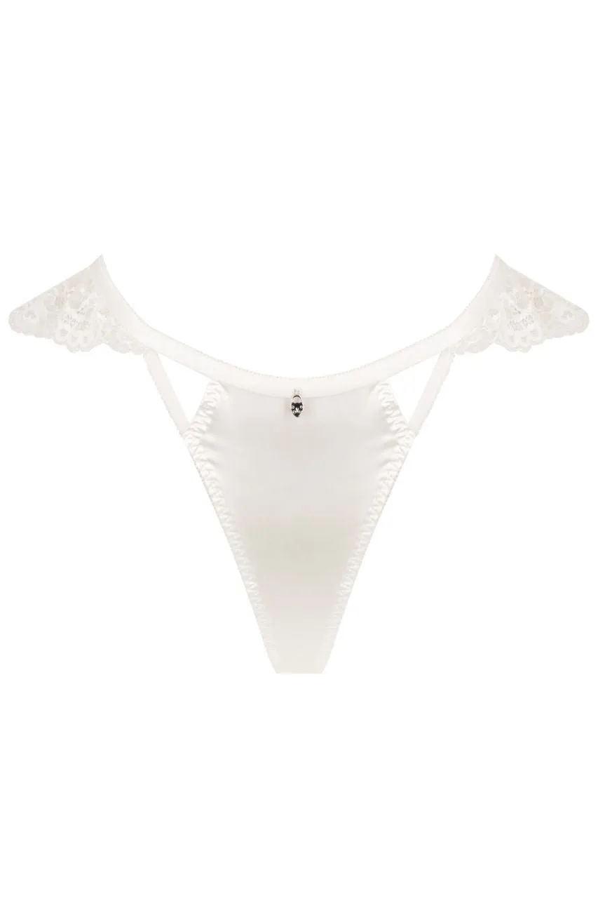 Hanna Thong Snow White