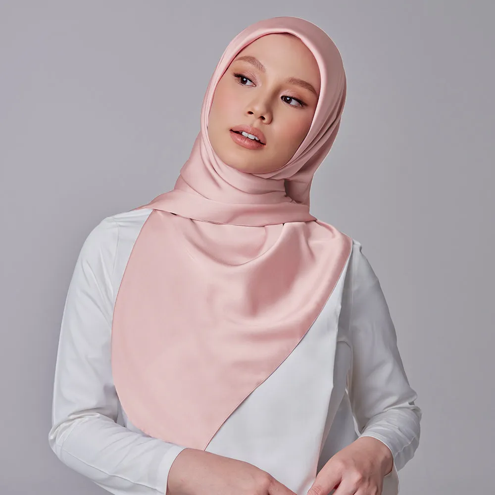 Maysaa Luxe in Roseate