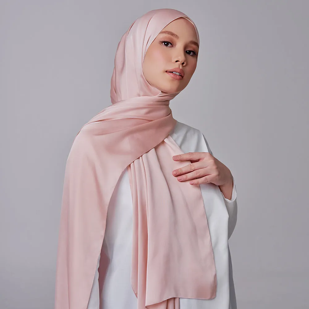 Maysaa Luxe in Roseate