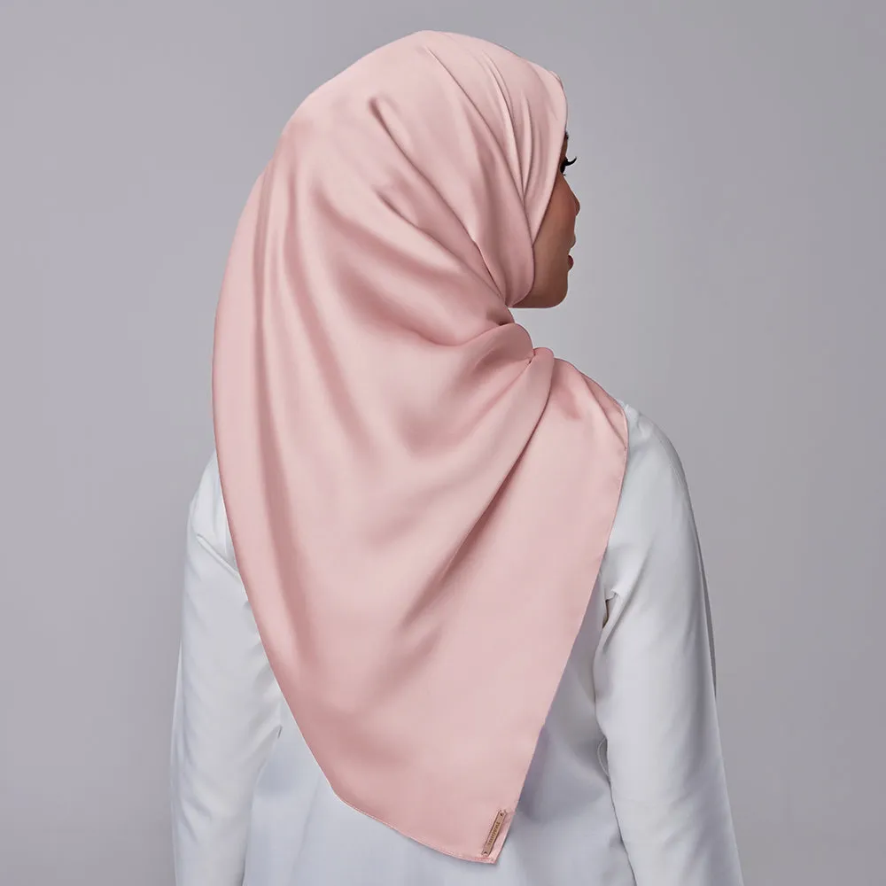 Maysaa Luxe in Roseate