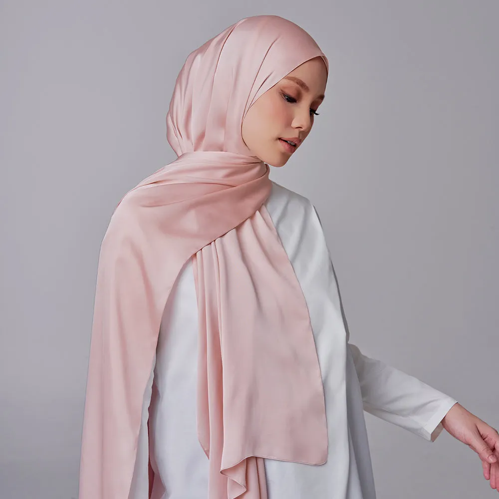 Maysaa Luxe in Roseate