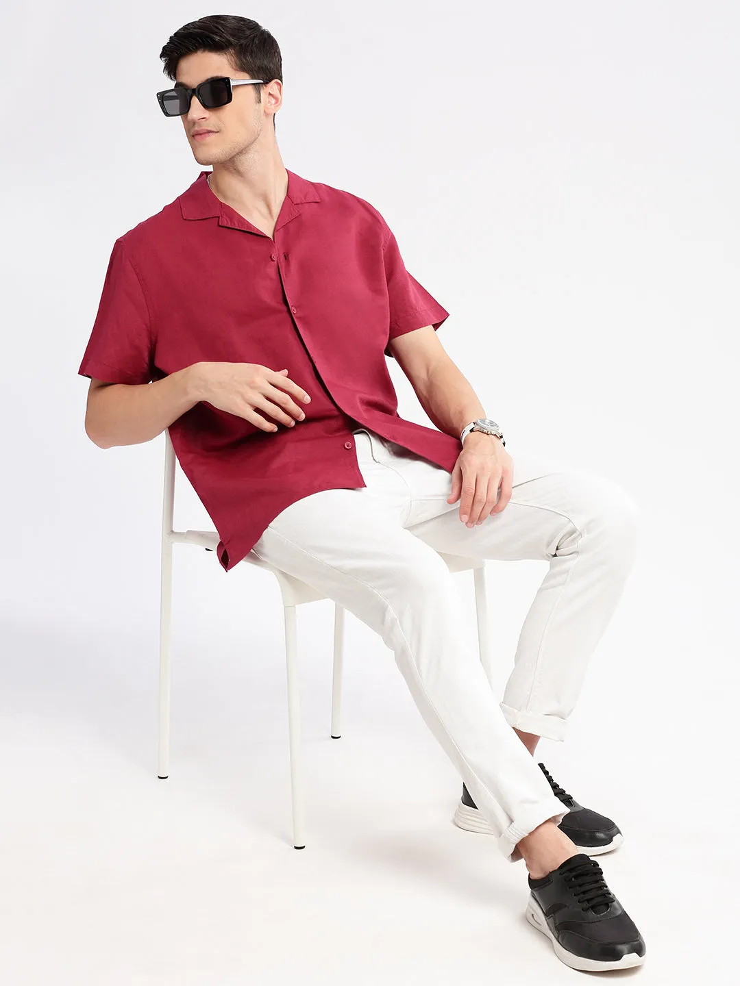 Men Cuban Collar Solid Maroon Casual Shirt