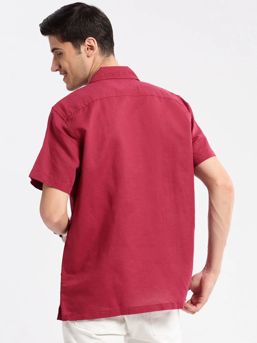 Men Cuban Collar Solid Maroon Casual Shirt