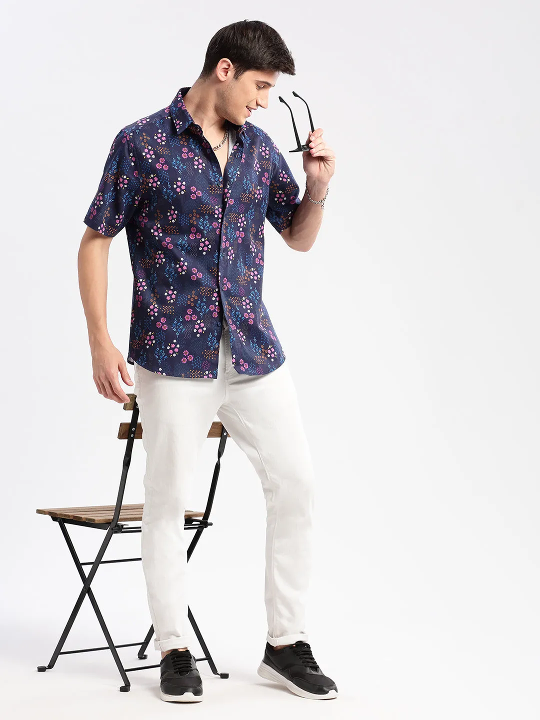 Men Spread Collar Floral Navy Blue Casual Shirt