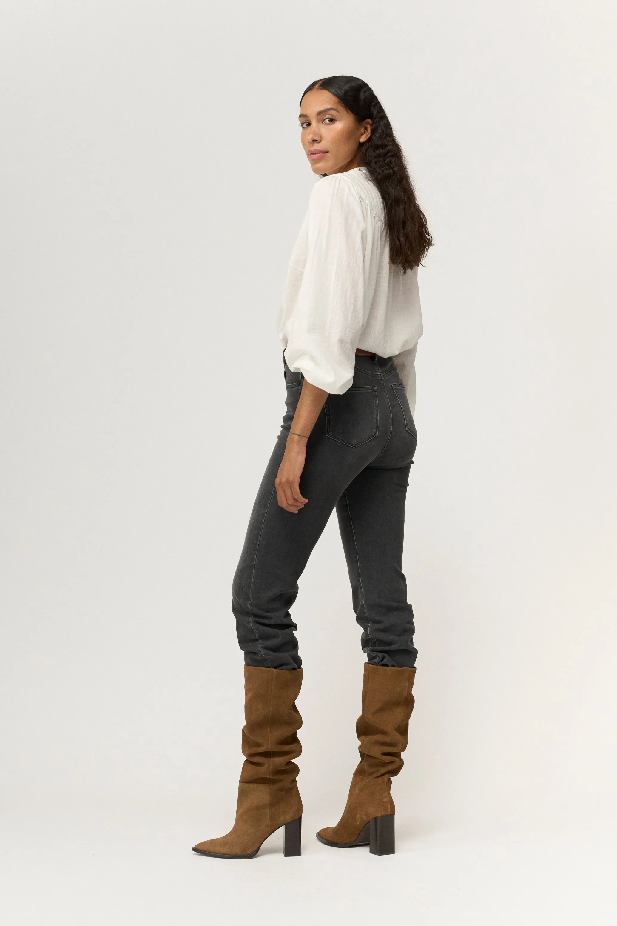 PD-Jenora Jeans Wash Baza Grey