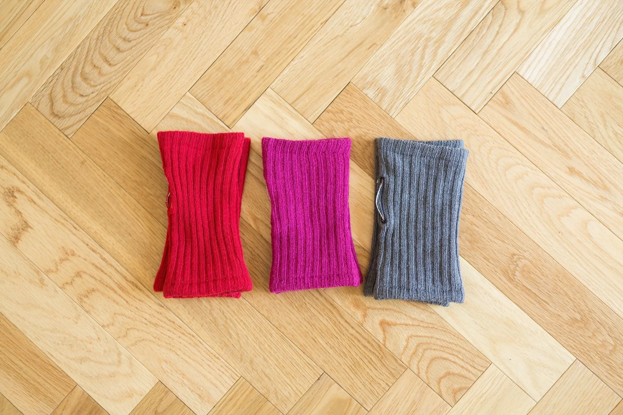 Silk double-knit Wrist Warmers <kids> Made in Japan