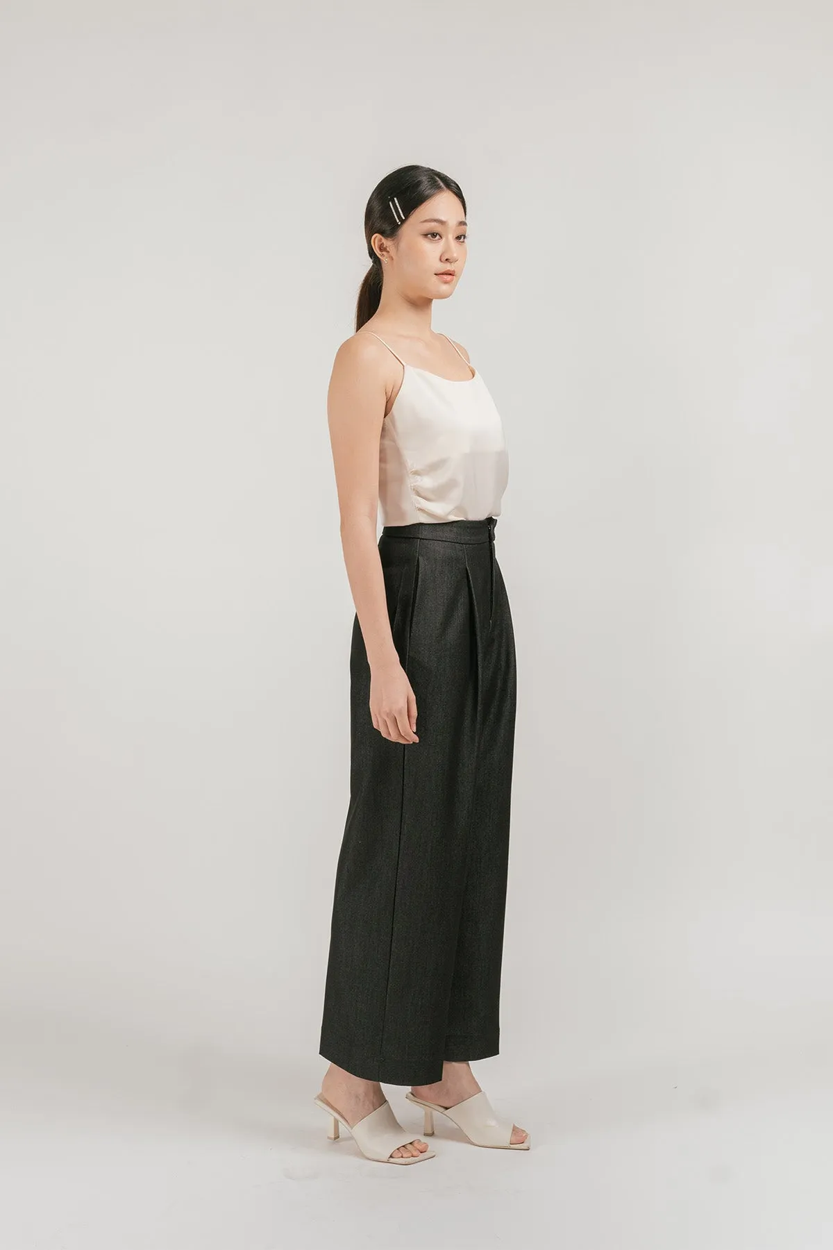 Vanorra High Waisted Flare Leg Pants